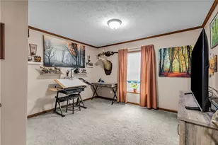 4452 W Mountain View Dr, Lehigh Township, PA 18088 - Photo 23