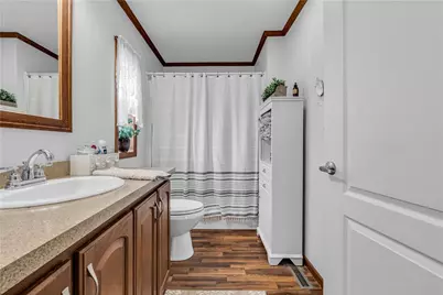 4452 W Mountain View Drive, Lehigh Township, PA 18088 - Photo 21