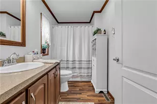 4452 W Mountain View Dr, Lehigh Township, PA 18088 - Photo 21