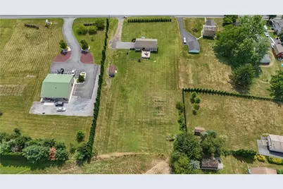 4452 W Mountain View Drive, Lehigh Township, PA 18088 - Photo 29