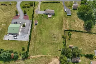 4452 W Mountain View Dr, Lehigh Township, PA 18088 - Photo 29