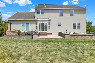 104 Regent St, Maiden Creek Twp, PA 19510 - Photo 3