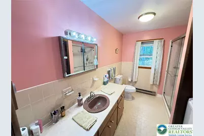 8466 Bumble Bee Way, Tobyhanna, PA 18466 - Photo 17