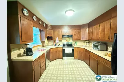 8466 Bumble Bee Way, Tobyhanna, PA 18466 - Photo 13