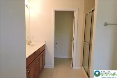 107 Highlands Boulevard, Easton, PA 18042 - Photo 15
