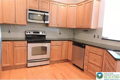 107 Highlands Boulevard, Easton, PA 18042 - Photo 9
