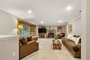 3598 Laurel Ln, Upper Saucon Township, PA 18034 - Photo 5
