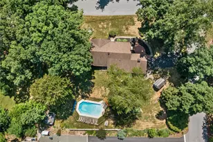 3598 Laurel Ln, Upper Saucon Township, PA 18034 - Photo 3