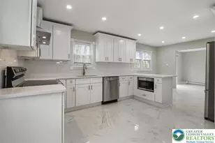 400 Cedar Dr, Long Pond, PA 18334 - Photo 11