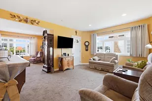 238 N 7th St, Lehighton Boro, PA 18235 - Photo 9