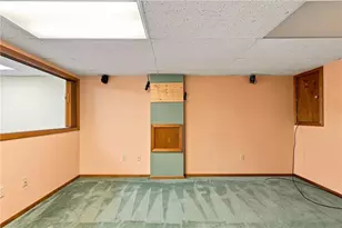 4250 Iroquois St, North Whitehall Township, PA 18078 - Photo 25