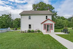 1385 County Line Rd, Milford Twp, PA 18951 - Photo 11