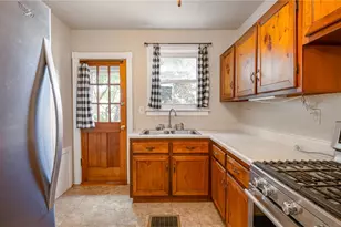 333 Crest Ave, Bethlehem City, PA 18015 - Photo 11