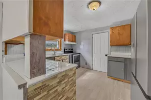 1291 Seidersville Rd, Lower Saucon Township, PA 18015 - Photo 11
