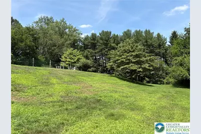 575 N Hokendauqua Drive, Moore Township, PA 18014 - Photo 25