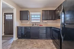 3329 S 2nd St, Whitehall Township, PA 18052 - Photo 11