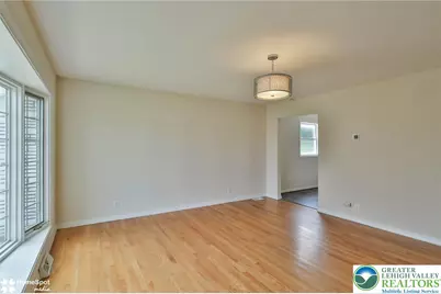 1925 Columbine Avenue, Bethlehem City, PA 18018 - Photo 3