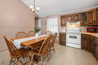1906 Robin Way, Bethlehem City, PA 18018 - Photo 11