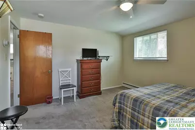 918 Bradford Street, Bethlehem City, PA 18018 - Photo 47