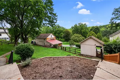 3552 Broadway, South Whitehall Township, PA 18104 - Photo 35
