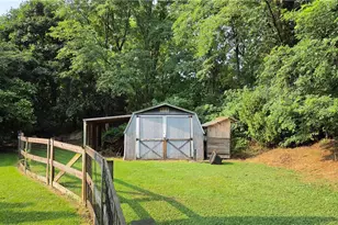 3733 Viewpoint Ct, Slatington Boro, PA 18080 - Photo 25