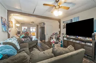 319 Abbott St, Lansford, PA 18232 - Photo 3