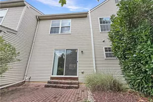 5612 Stonecroft Ln, Lower Macungie Township, PA 18106 - Photo 23