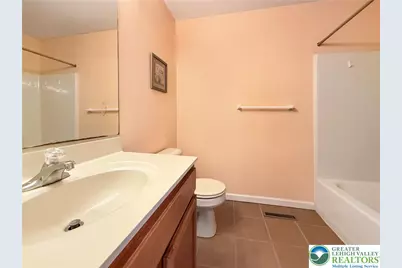 5612 Stonecroft Lane, Lower Macungie Township, PA 18106 - Photo 21