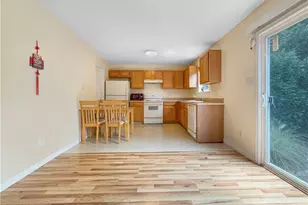 5612 Stonecroft Ln, Lower Macungie Township, PA 18106 - Photo 9