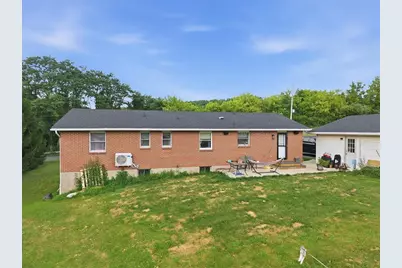 4065 Country Side Lane, Lower Saucon Township, PA 18055 - Photo 21