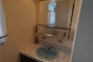 235 N Nice St, Frackville, PA 17931 - Photo 11
