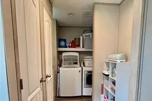 5733 Pfeiffer Cir, Heidelberg Township, PA 18078 - Photo 11