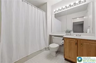 3251 Oakland Square Dr, Bethlehem Township, PA 18020 - Photo 27