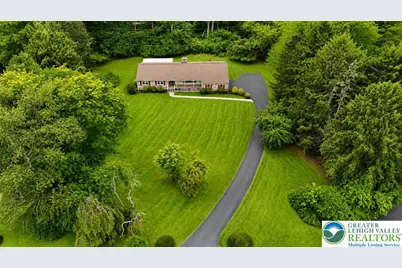1000 Wedgewood Road, Hanover Twp, PA 18017 - Photo 17