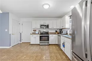 339 Pennsylvania Ave, Bangor Boro, PA 18013 - Photo 13