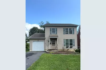 339 Pennsylvania Avenue, Bangor, PA 18013 - Photo 1