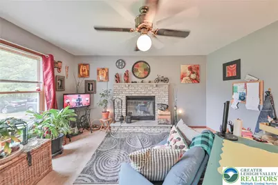 4608 W Pine Ridge Drive, Bushkill, PA 18324 - Photo 11
