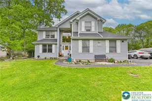 4608 W Pine Ridge Dr, Bushkill, PA 18324 - Photo 1