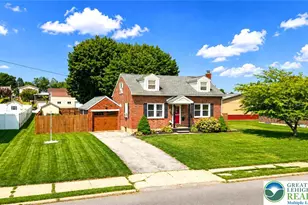 1218 Howertown Rd, North Catasauqua Bor, PA 18032 - Photo 37