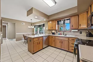 4652 Willow Ln, Lower Nazareth Twp, PA 18064 - Photo 7