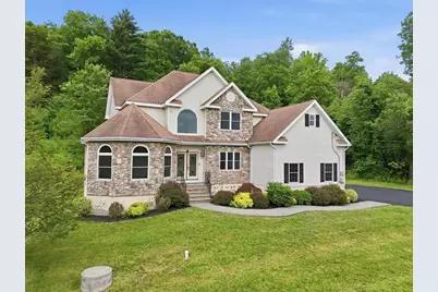 5248 Cherry Valley Road, Hamilton Twp, PA 18353 - Photo 3