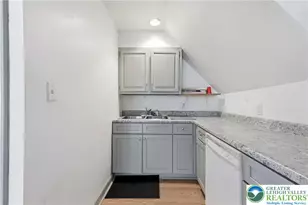 202 N 17th St, Allentown City, PA 18104 - Photo 9