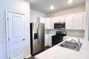 1161 Lova Ln, Allentown City, PA 18103 - Photo 7