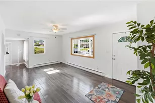 4251 Oakleigh Rd, South Whitehall Township, PA 18104 - Photo 5