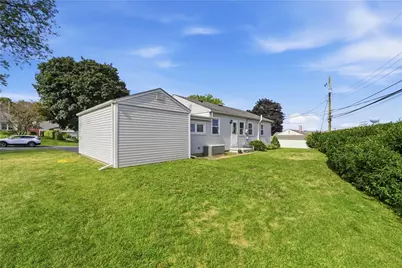 4251 Oakleigh Road, South Whitehall Township, PA 18104 - Photo 17