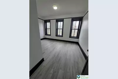 300 Pine Street, Reading City, PA 19602 - Photo 17