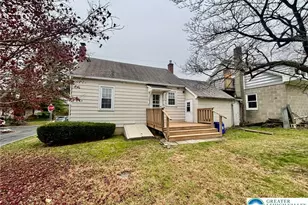 221 E Chestnut St, Nazareth, PA 18064 - Photo 13