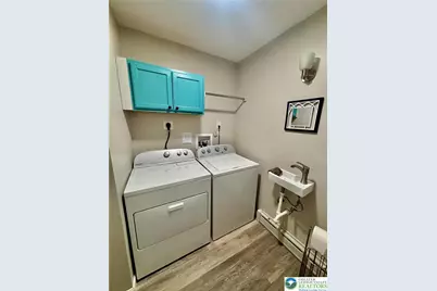 221 E Chestnut Street, Nazareth, PA 18064 - Photo 9