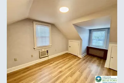 221 E Chestnut Street, Nazareth, PA 18064 - Photo 11