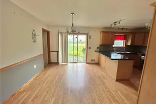 3225 Sussex Dr, Coolbaugh Twp, PA 18466 - Photo 3